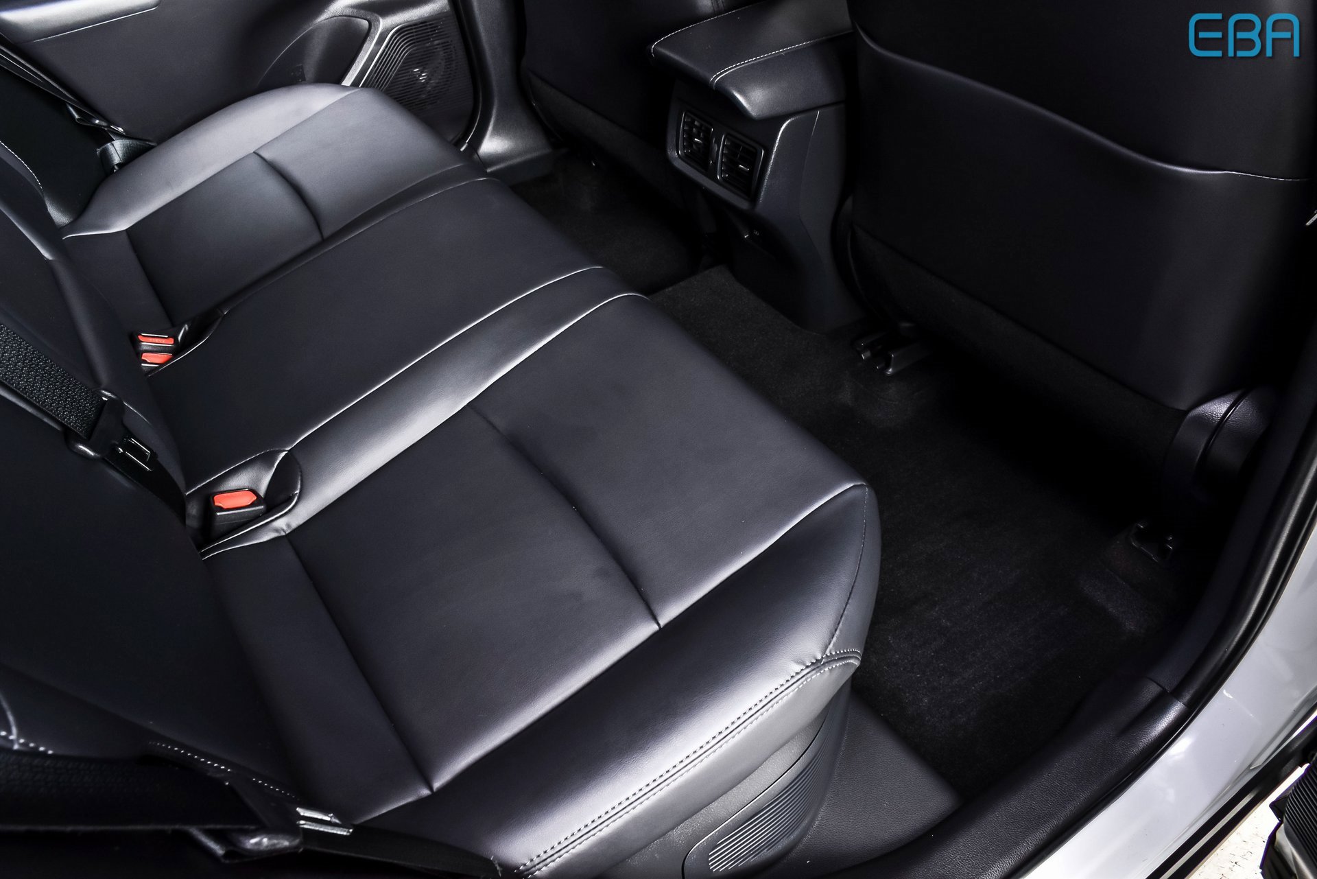 Used 2024 Toyota Venza Nightshade image 22