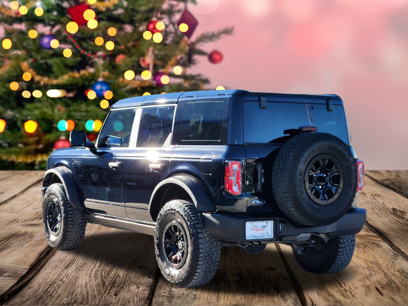 Used 2024 Ford Bronco Wildtrak image 5