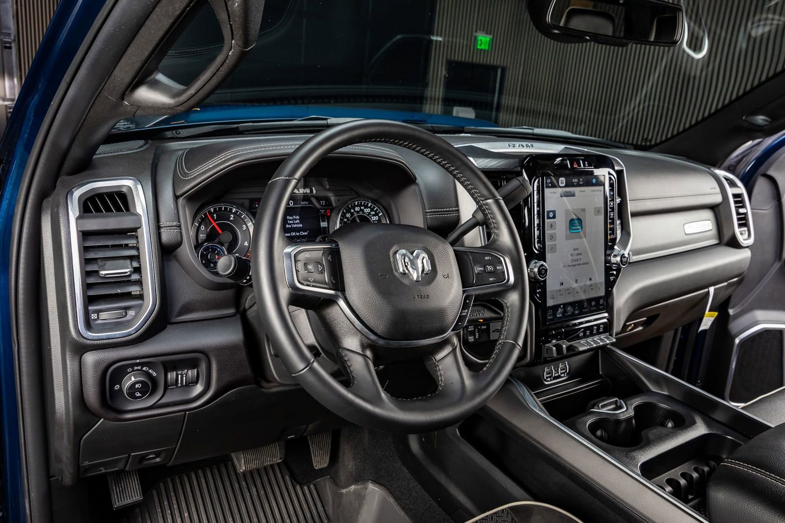Used 2024 RAM 3500 Laramie w/ Night Edition image 17