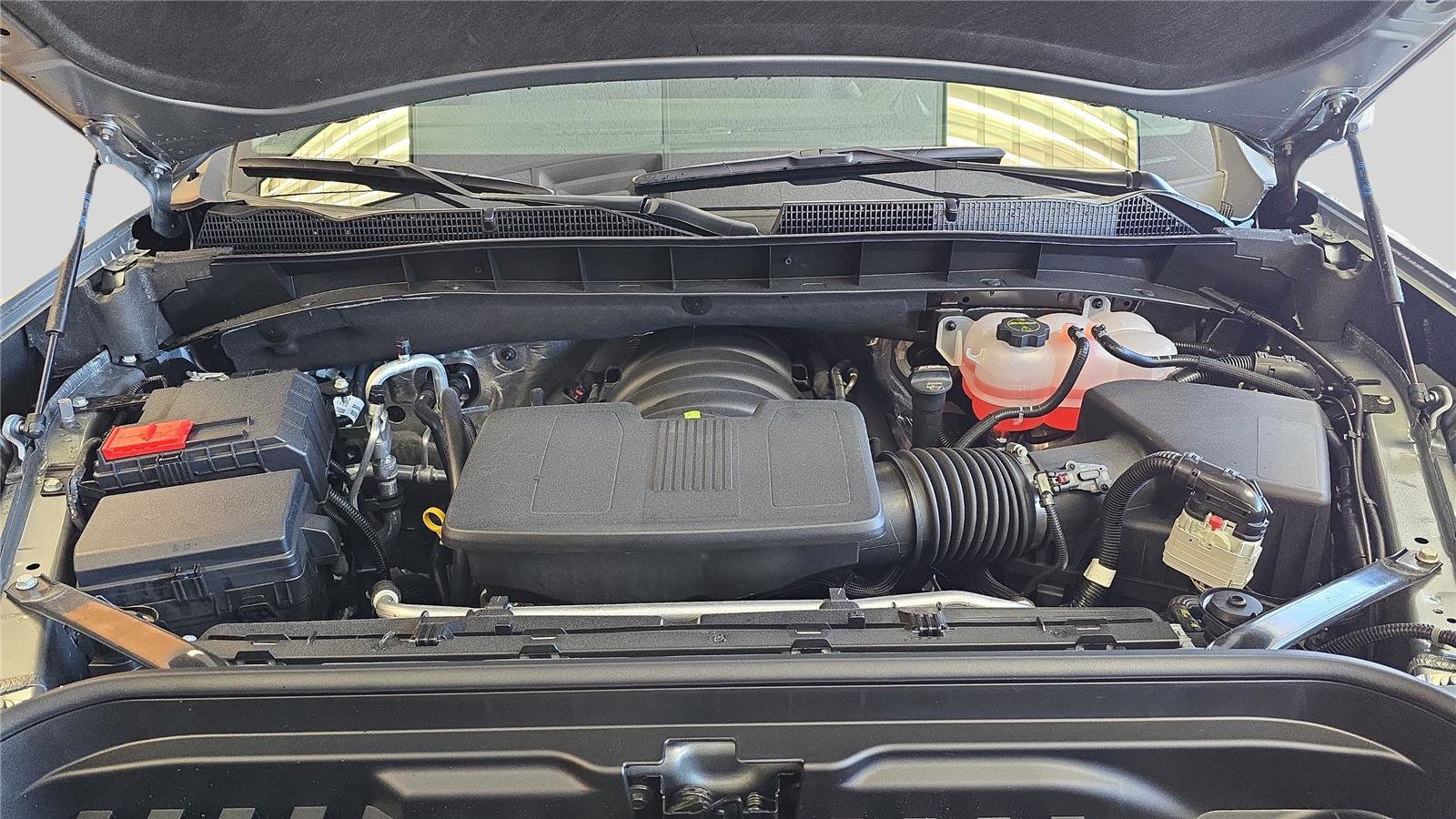 New 2026 GMC Sierra 1500 SLE image 28