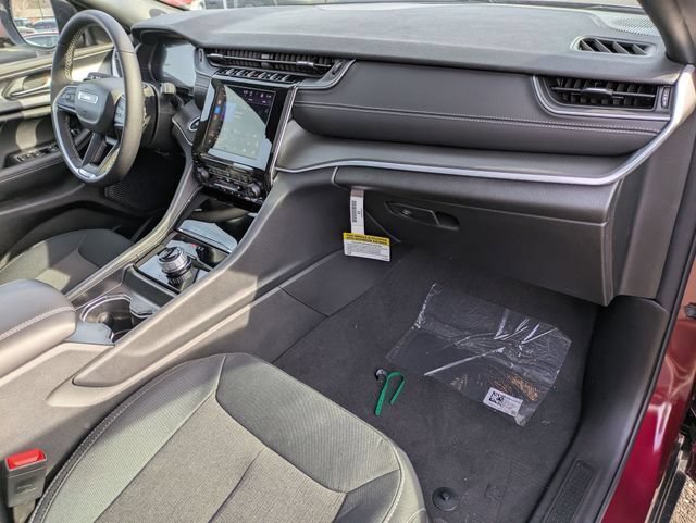 New 2026 Jeep Grand Cherokee Laredo X AWD/4WD image 35
