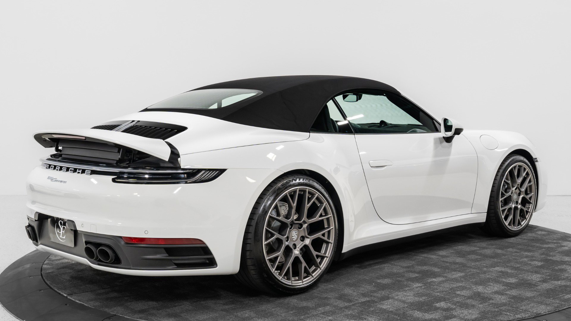 Used 2022 Porsche 911 Carrera image 21
