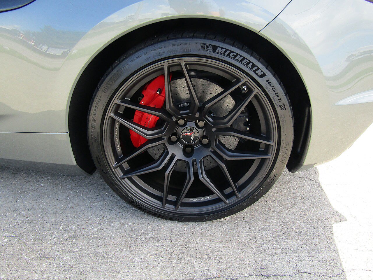 Used 2023 Chevrolet Corvette Z06 RWD image 24