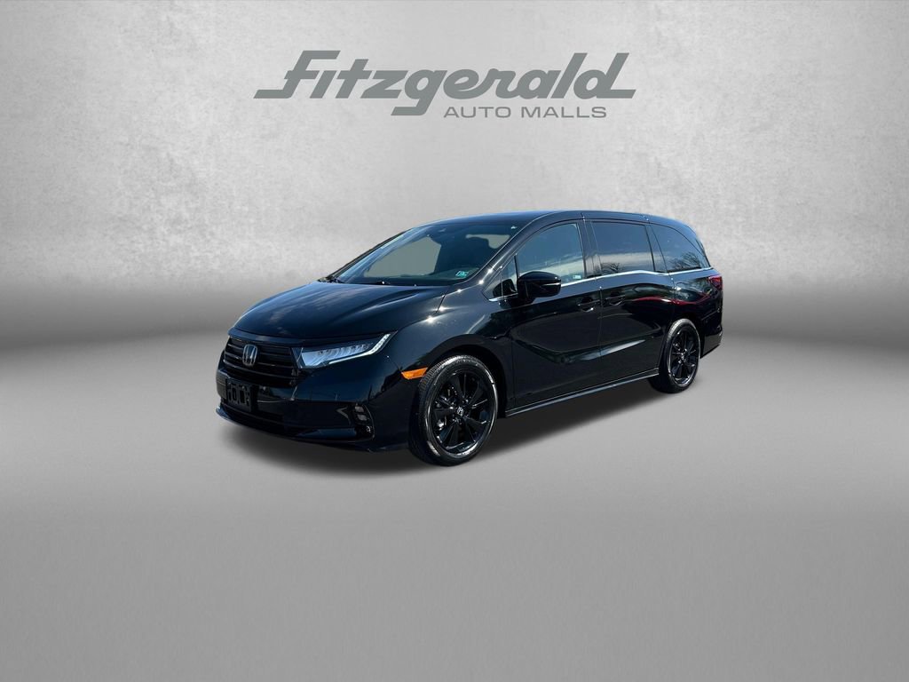 Used 2024 Honda Odyssey Sport image 3