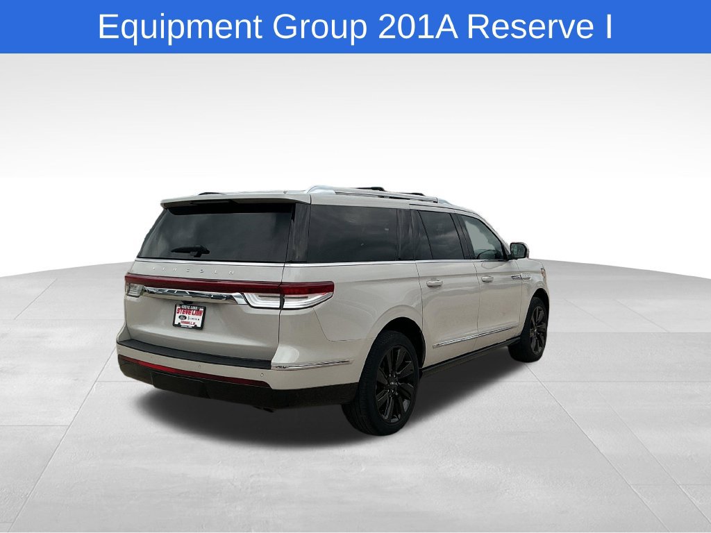 Used 2024 Lincoln Navigator L Reserve AWD/4WD image 5