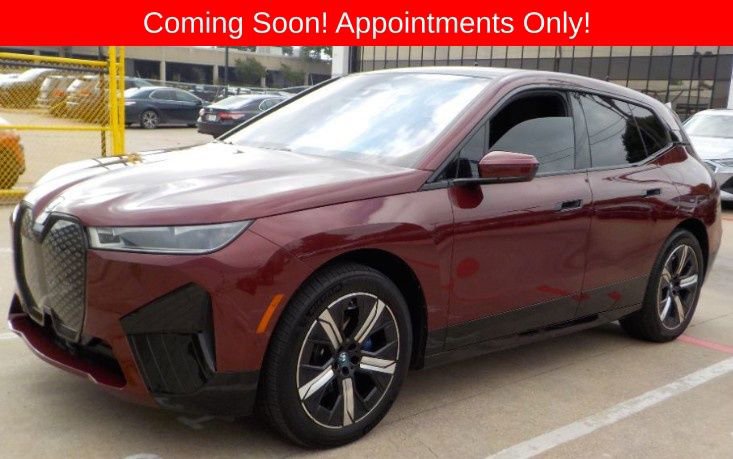 Used 2023 BMW iX xDrive50 w/ Sport Package AWD/4WD image 1