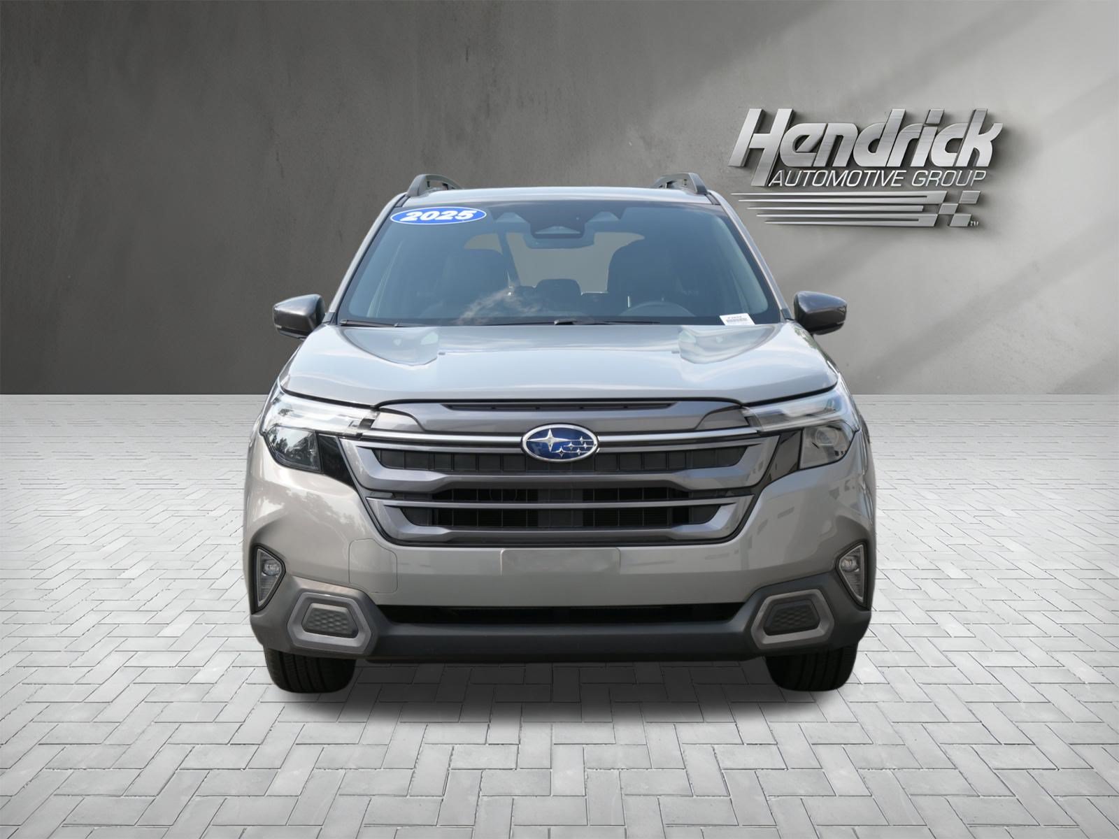 Used 2025 Subaru Forester Limited AWD/4WD image 3