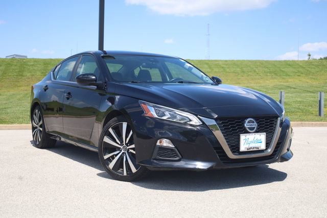 Used 2021 Nissan Altima 2.5 SR FWD image 2