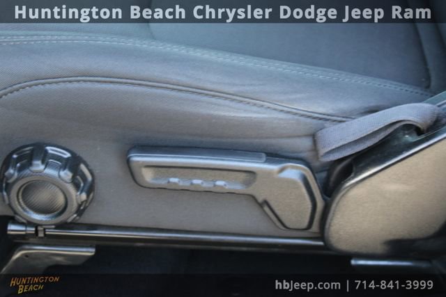 Used 2021 Jeep Gladiator Willys image 31
