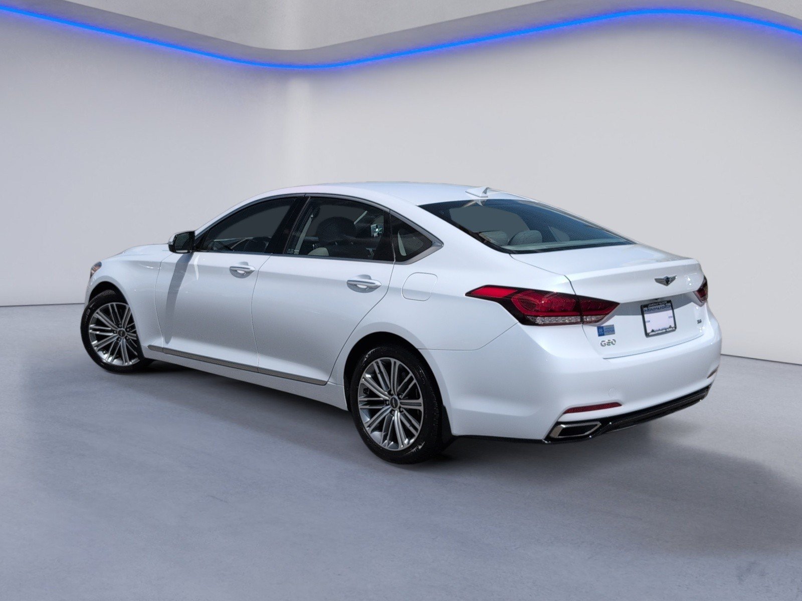 Used 2019 Genesis G80 3.8 RWD image 9