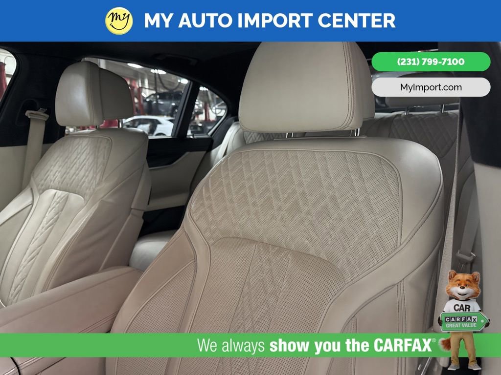 Used 2018 BMW 750i xDrive image 14