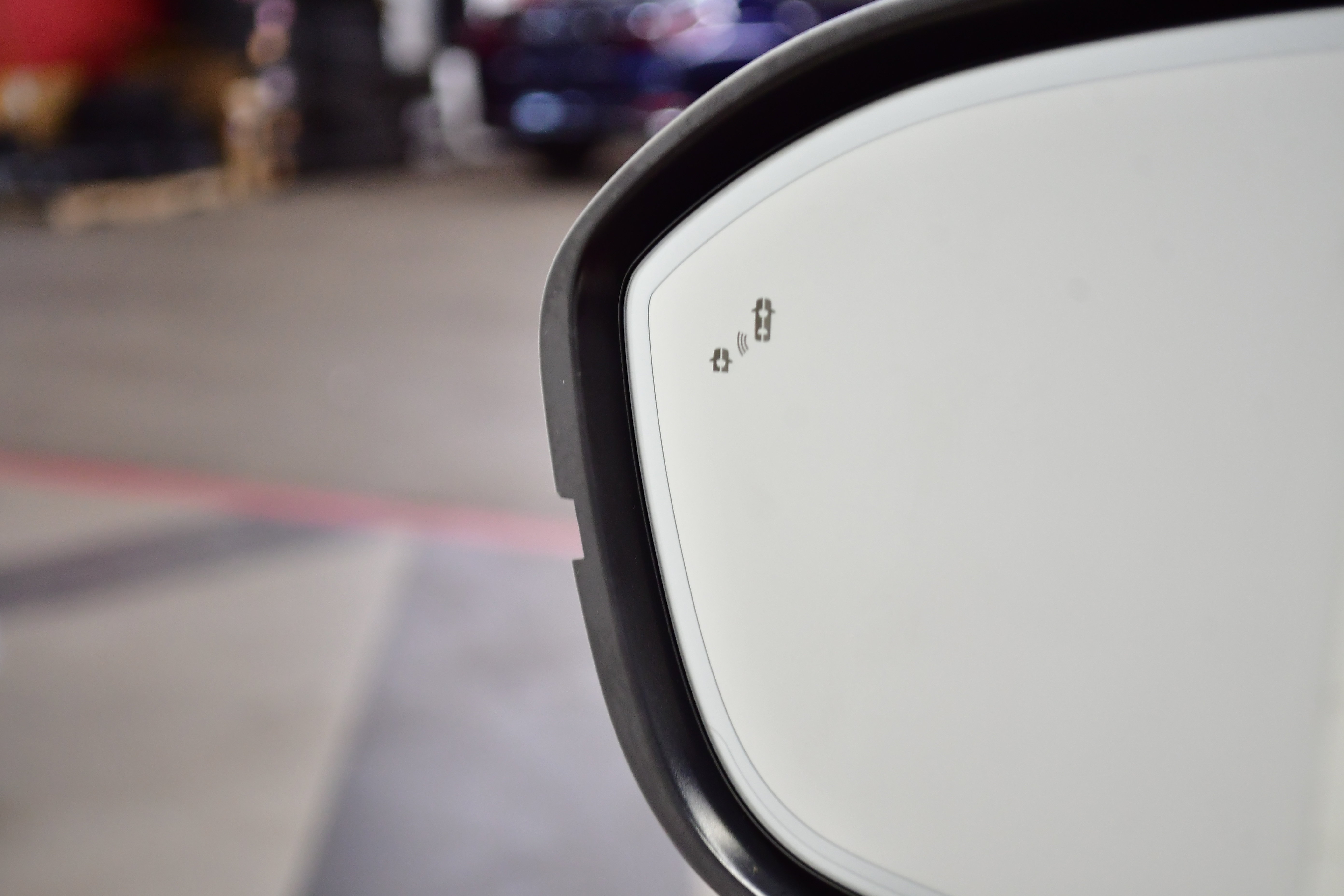 Used 2023 INFINITI QX60 Luxe w/ Cargo Package image 18