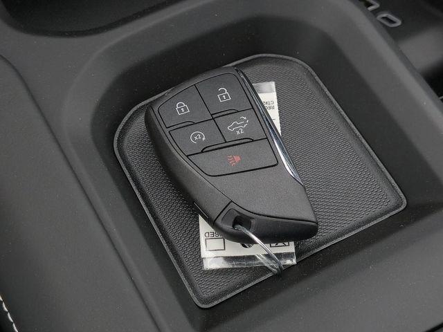 New 2026 GMC Sierra 2500 AT4X w/ LPO, Black Badging Package image 23