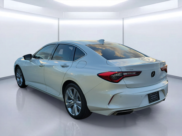 Used 2023 Acura TLX w/ Technology Package FWD image 3