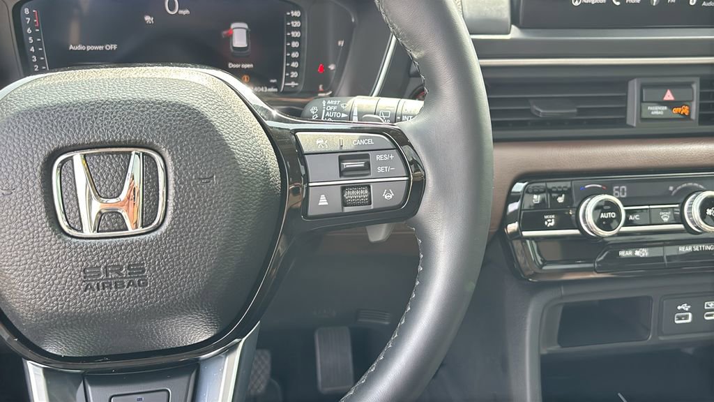 Certified 2025 Honda Pilot Elite image 18