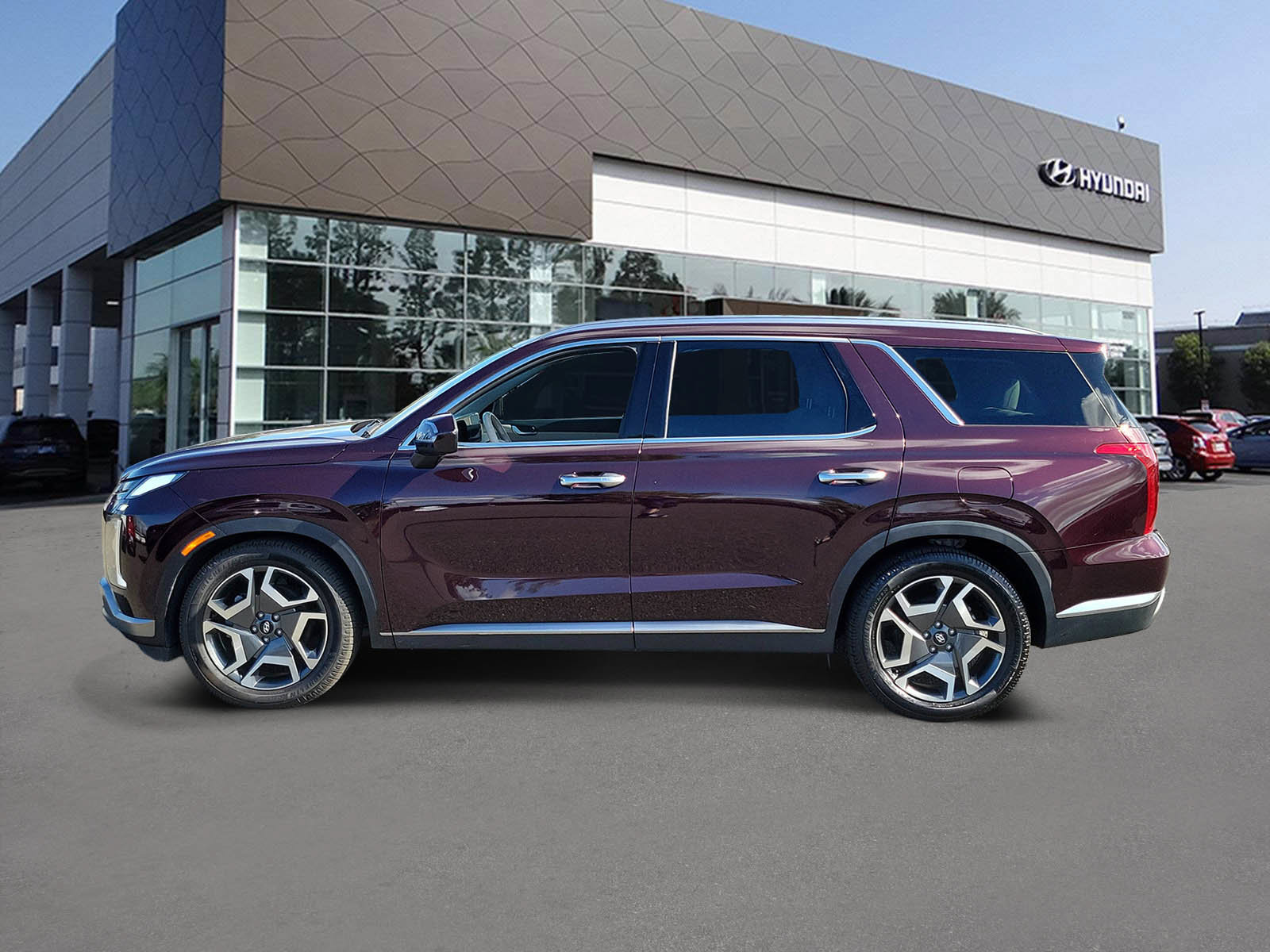 Used 2024 Hyundai Palisade Limited FWD image 3