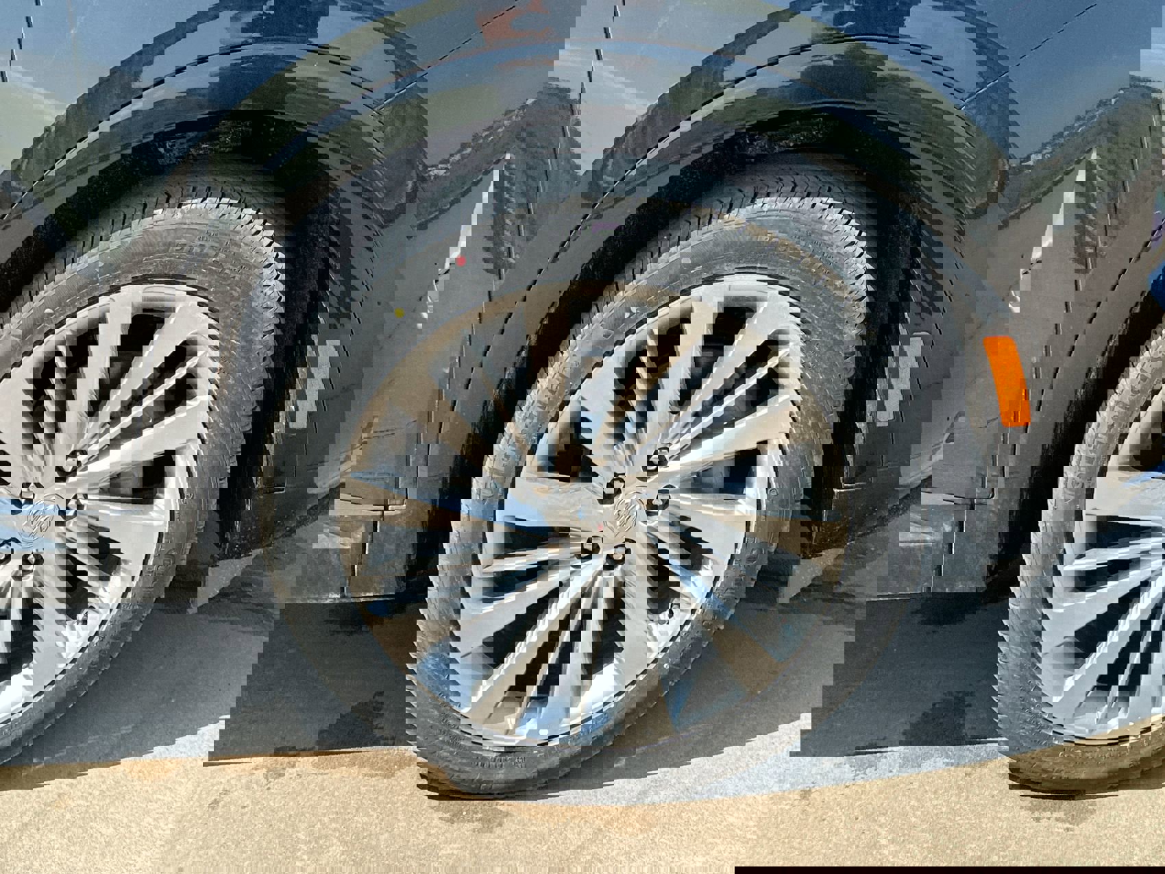 New 2025 Buick Envision Avenir image 25