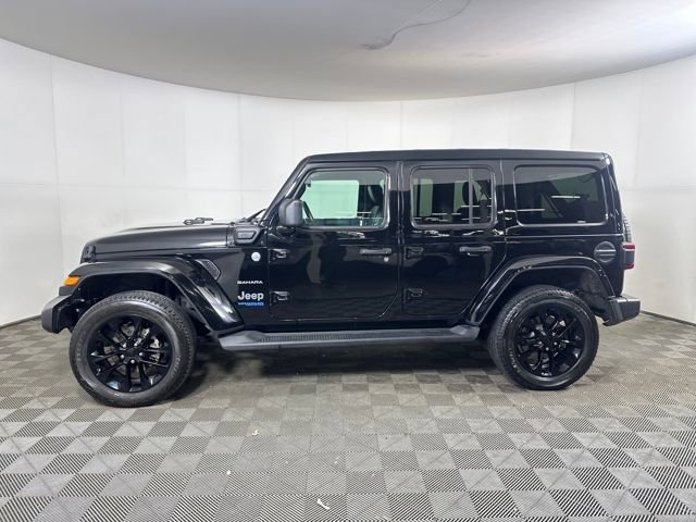 Used 2022 Jeep Wrangler Unlimited Sahara w/ Cold Weather Group image 6