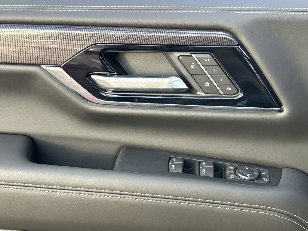 New 2027 GMC Yukon Elevation RWD image 23