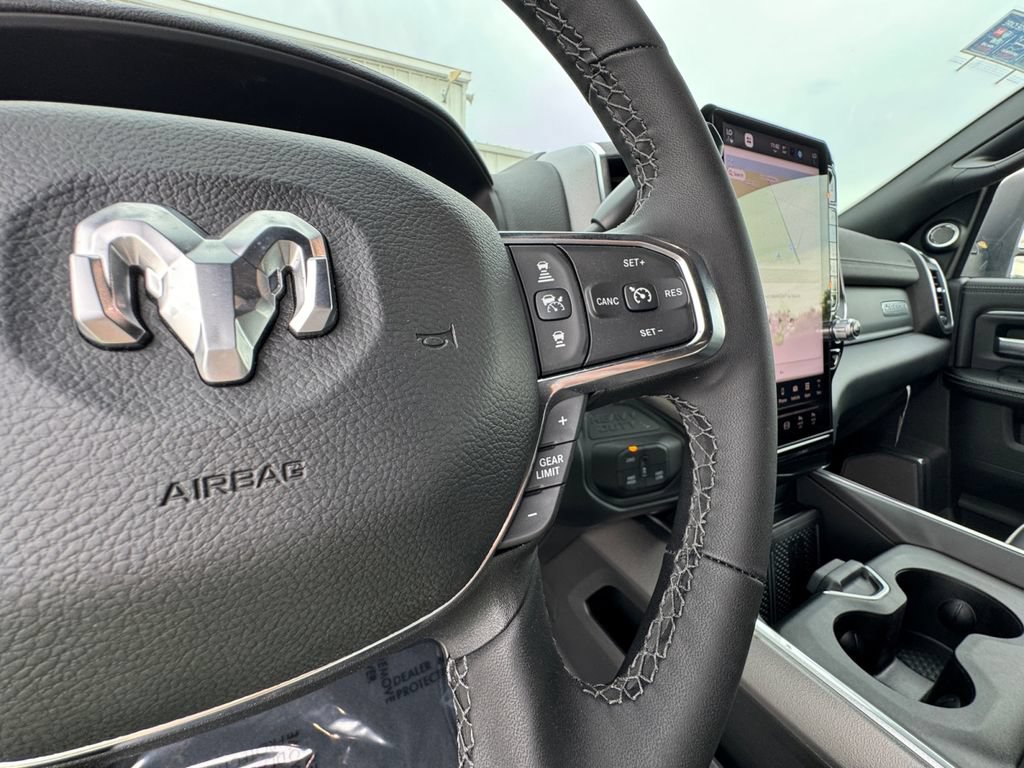 New 2026 RAM 3500 Laramie AWD/4WD image 23