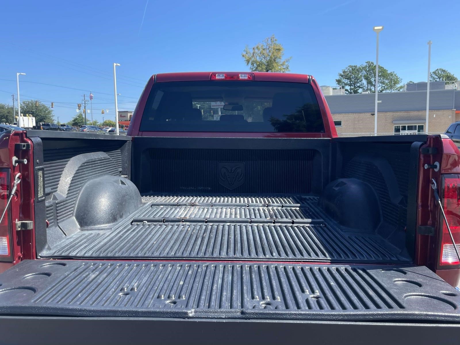 Used 2013 RAM 2500 Tradesman w/ Chrome Appearance Group AWD/4WD image 8