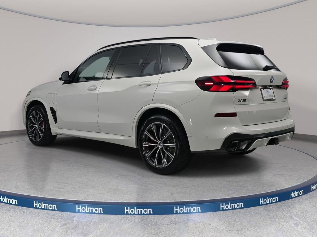 New 2026 BMW X5 xDrive50e w/ M Sport Package image 7