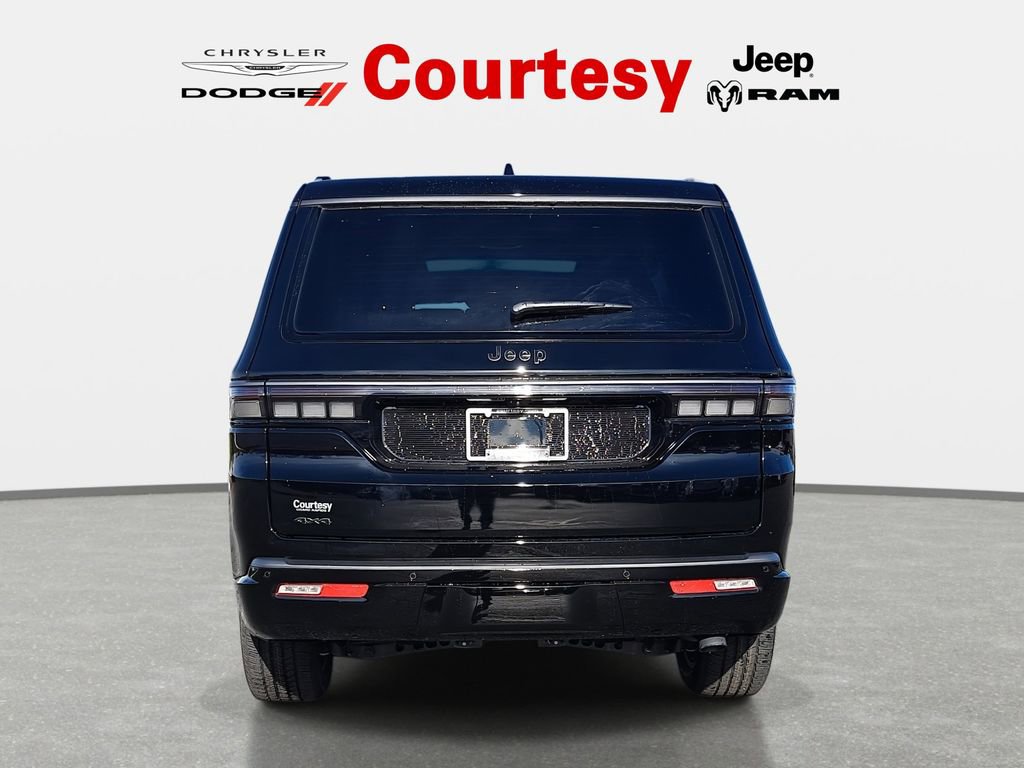 New 2026 Jeep Grand Wagoneer Limited AWD/4WD image 4