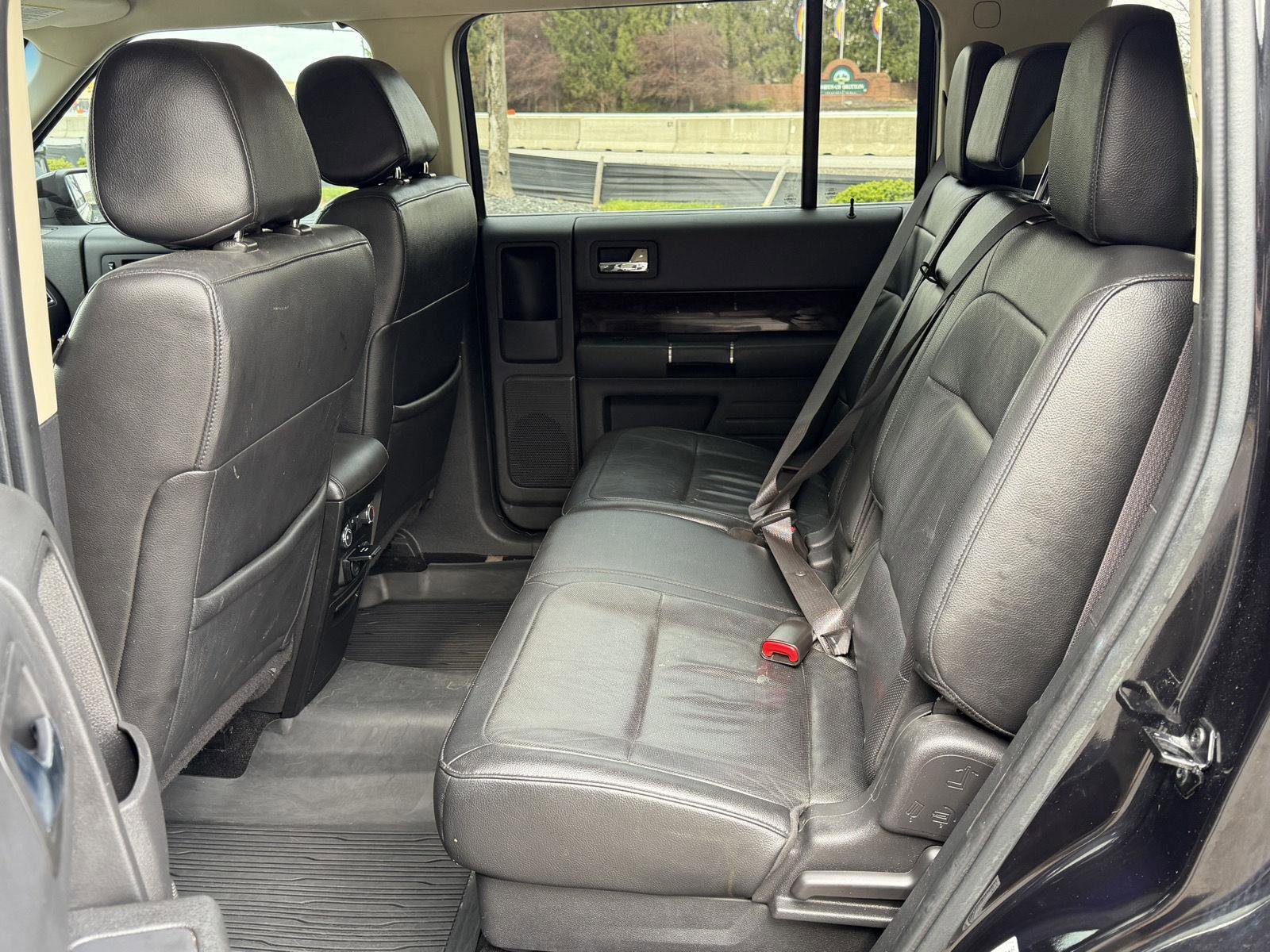 Used 2019 Ford Flex Limited FWD image 39