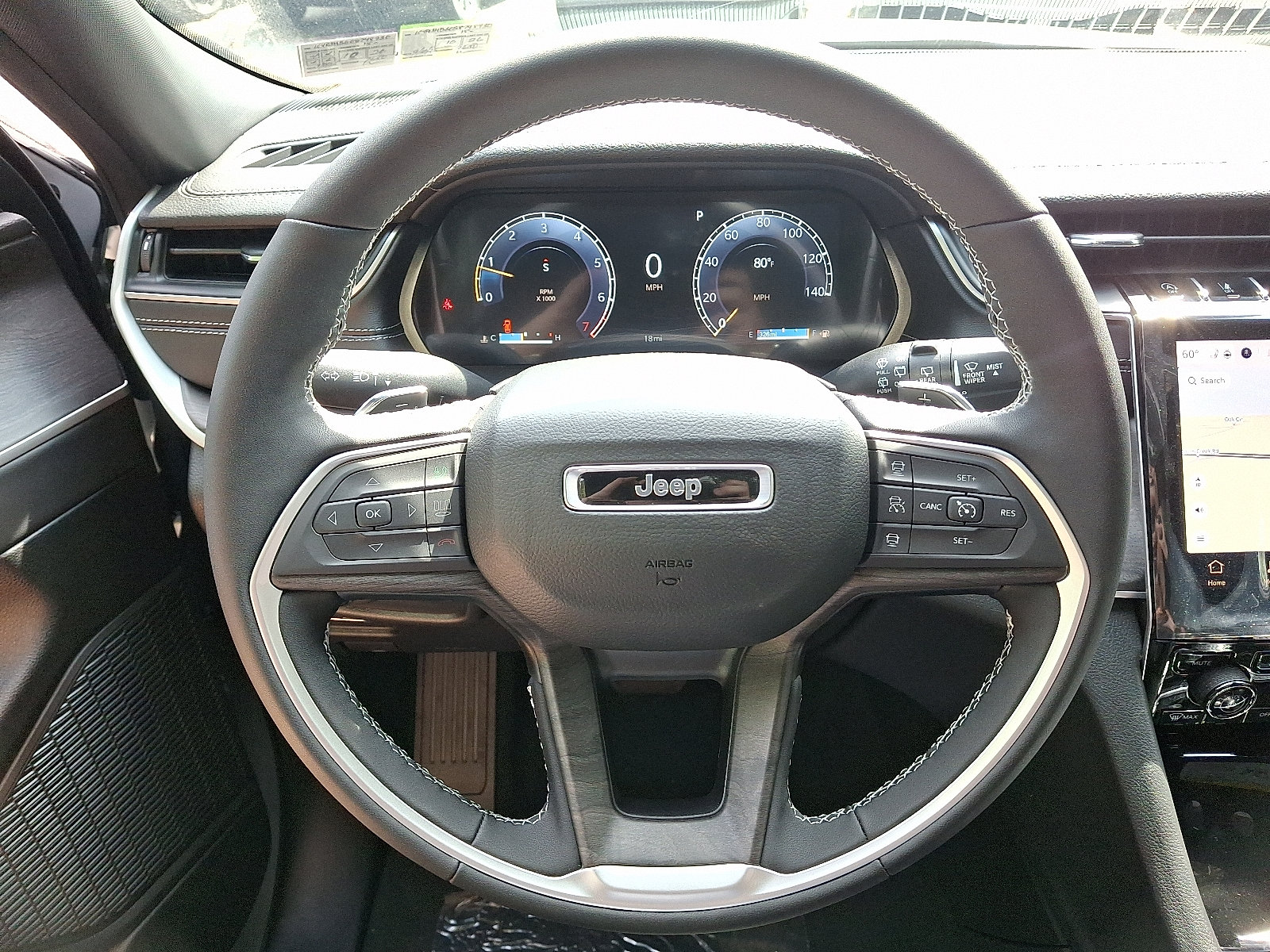 New 2025 Jeep Grand Cherokee Limited w/ Black Appearance Package AWD/4WD image 15
