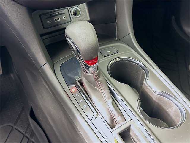 Used 2022 Chevrolet Equinox RS w/ RS Leather Package image 18