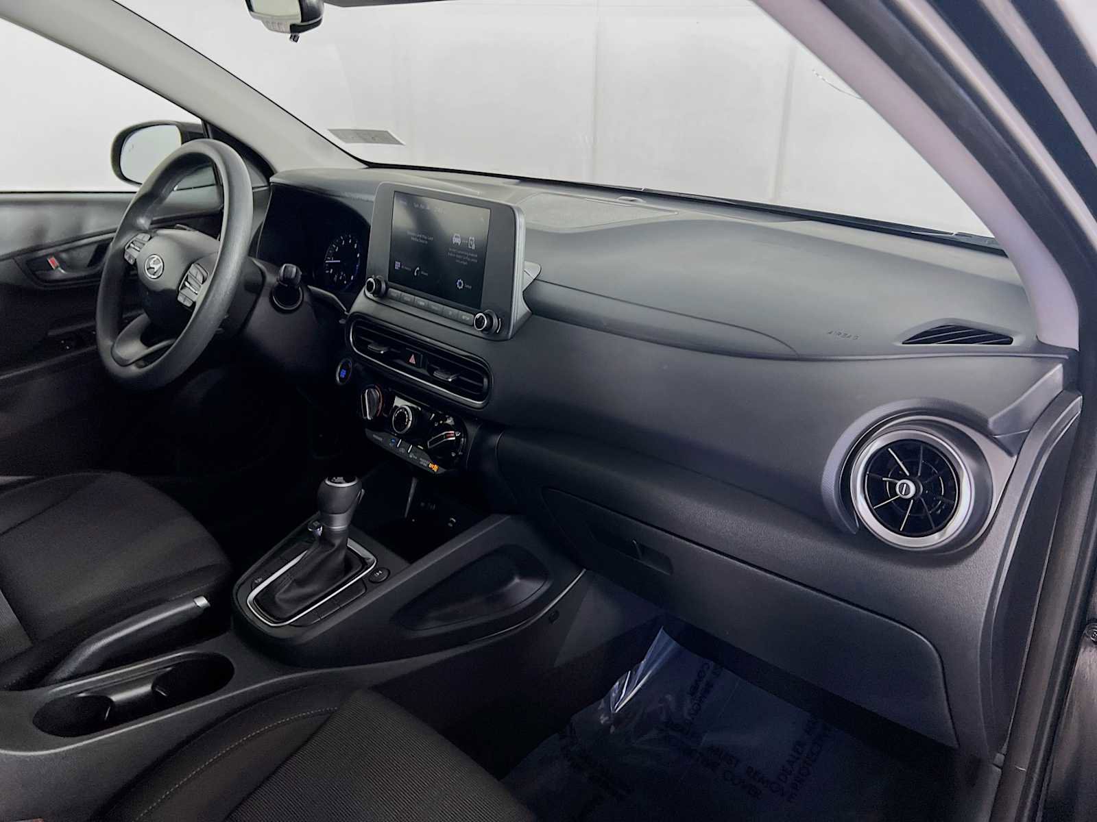 Certified 2023 Hyundai Kona SEL AWD/4WD image 27