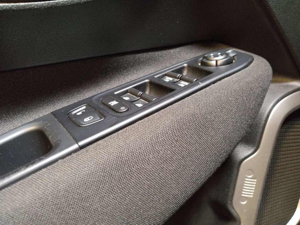 Used 2021 Jeep Renegade Latitude AWD/4WD image 27