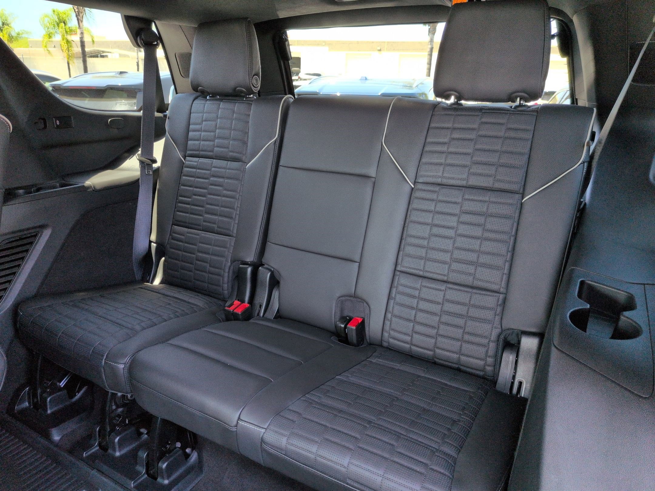 Used 2023 Cadillac Escalade V w/ LPO, ONYX Package AWD/4WD image 33