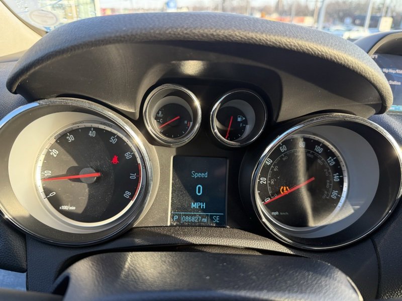 Used 2016 Buick Encore FWD image 7