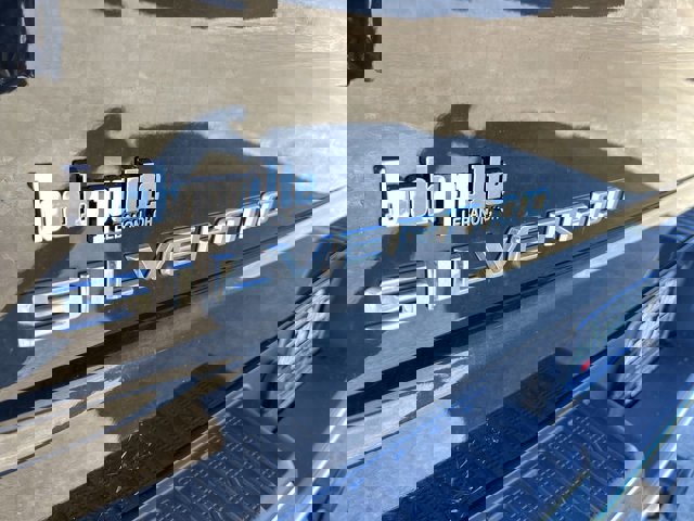 Used 2023 Chevrolet Silverado 1500 LT image 32