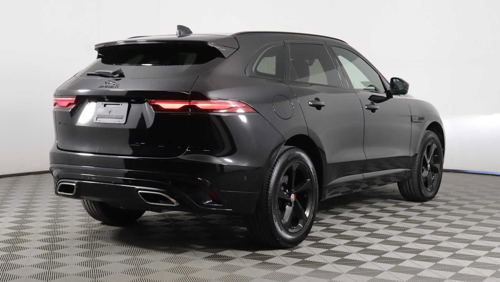 Used 2021 Jaguar F-PACE S AWD/4WD image 12