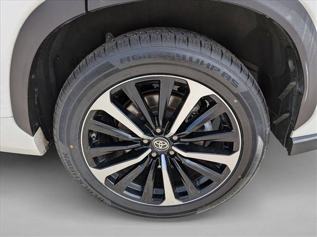 Used 2021 Toyota Highlander XSE image 26