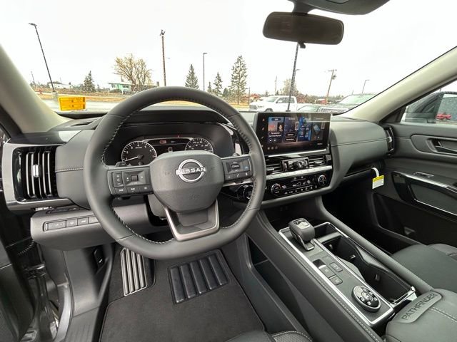 New 2026 Nissan Pathfinder SV image 19