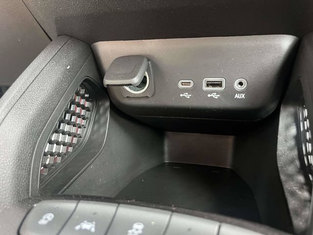 Used 2022 Chevrolet TrailBlazer RS FWD image 29