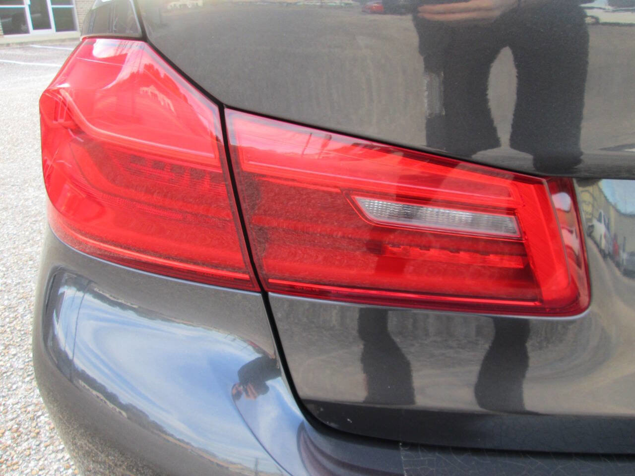 Used 2019 BMW 530e 530e iPerformance 4dr Sedan w/ Convenience Package image 29