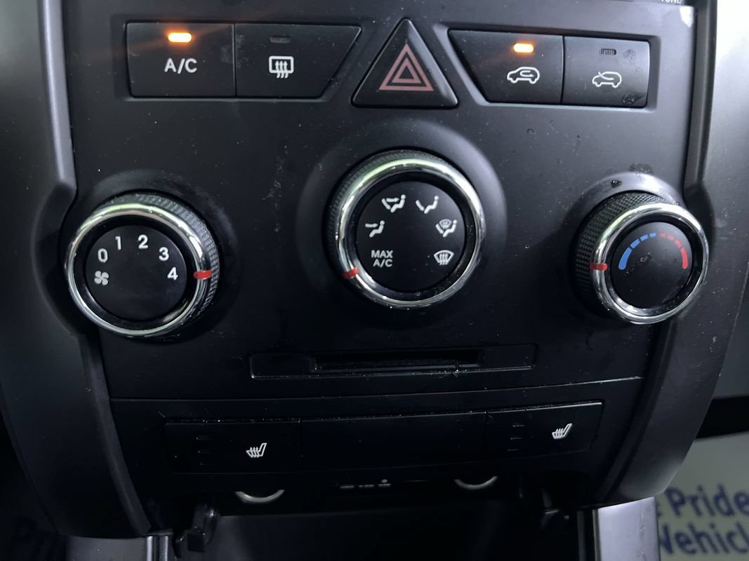 Used 2012 Kia Sorento LX w/ Convenience Pkg FWD image 22