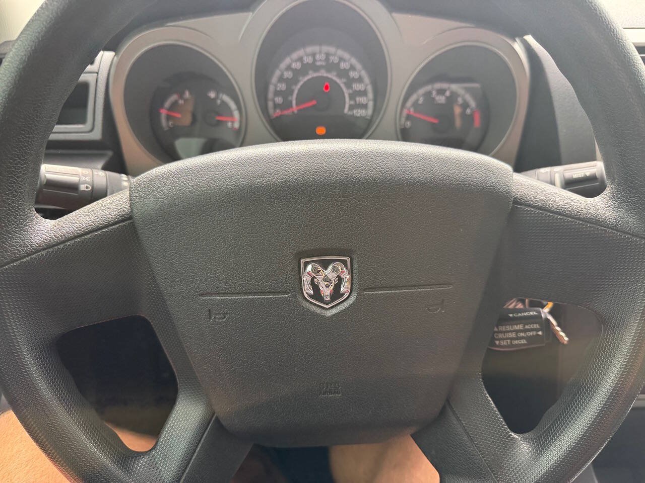 Used 2010 Dodge Avenger SXT FWD image 26