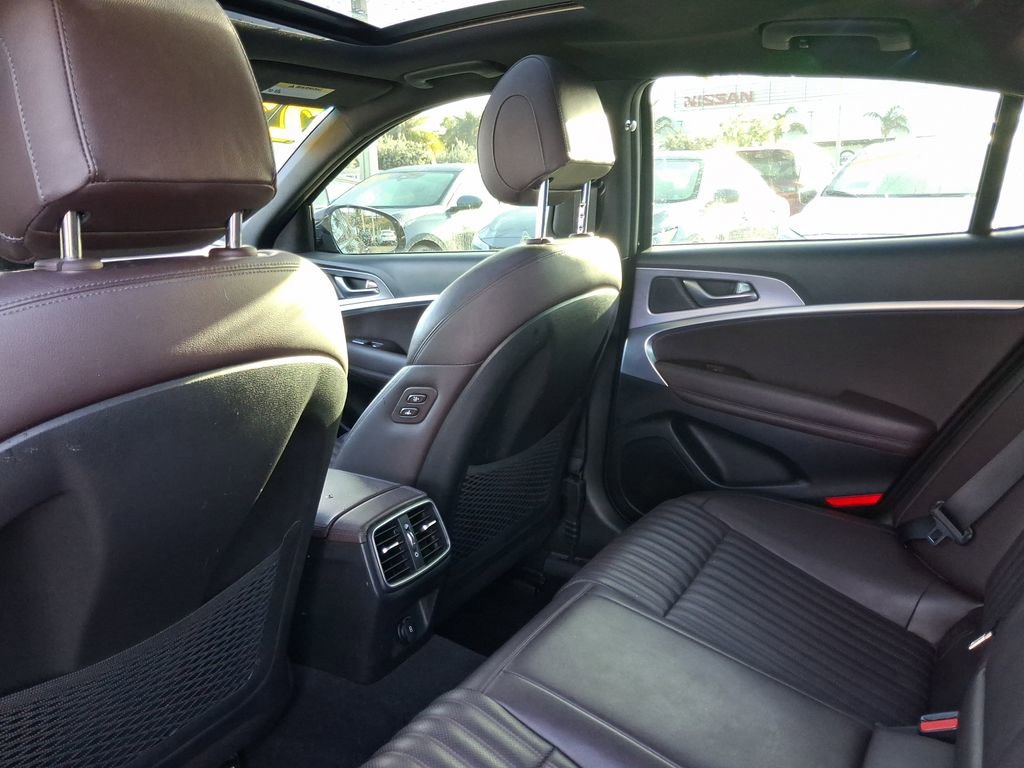 Used 2022 Genesis G70 2.0T w/ Prestige Package image 8