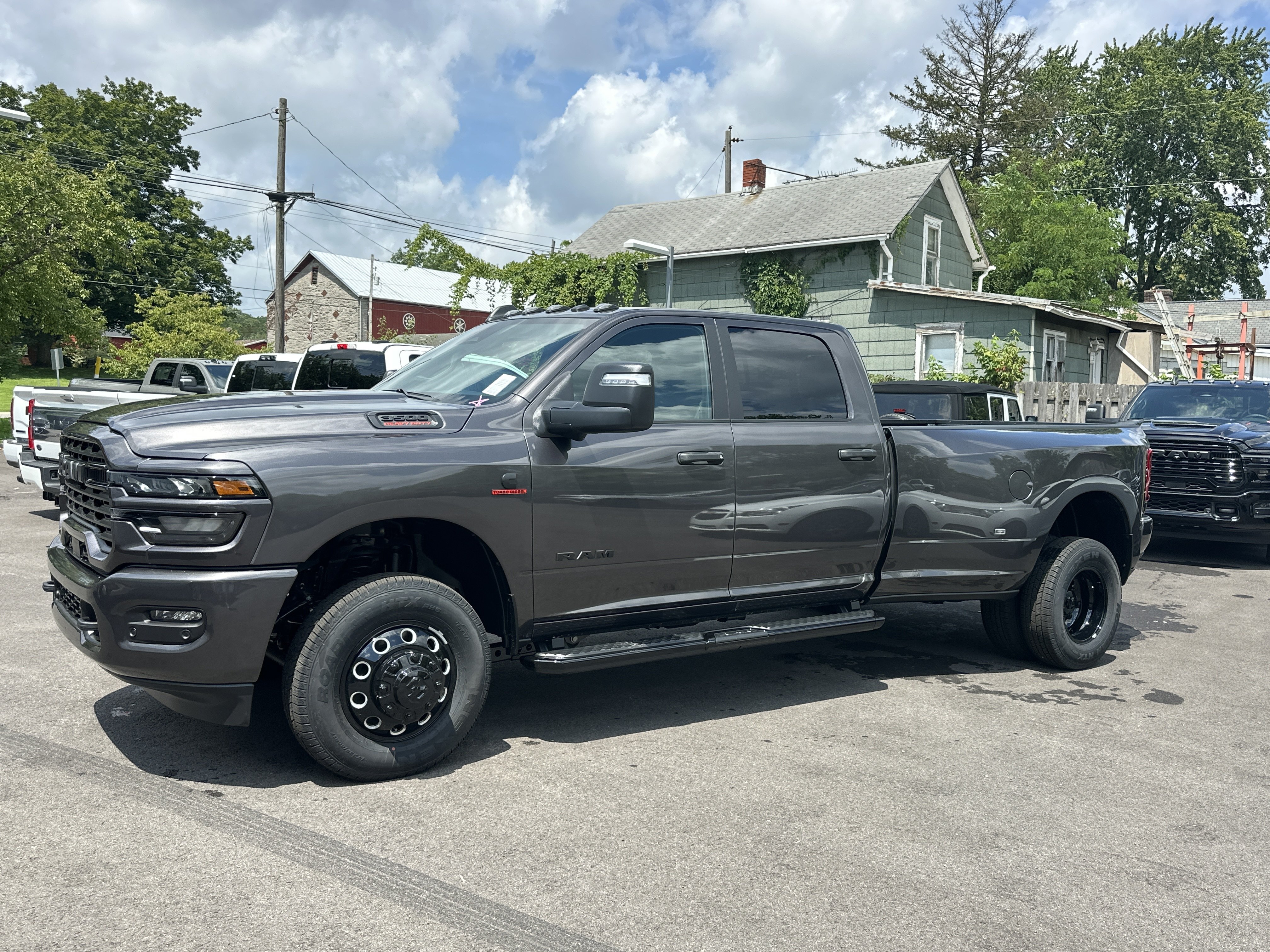 New 2026 RAM 3500 Big Horn AWD/4WD image 24