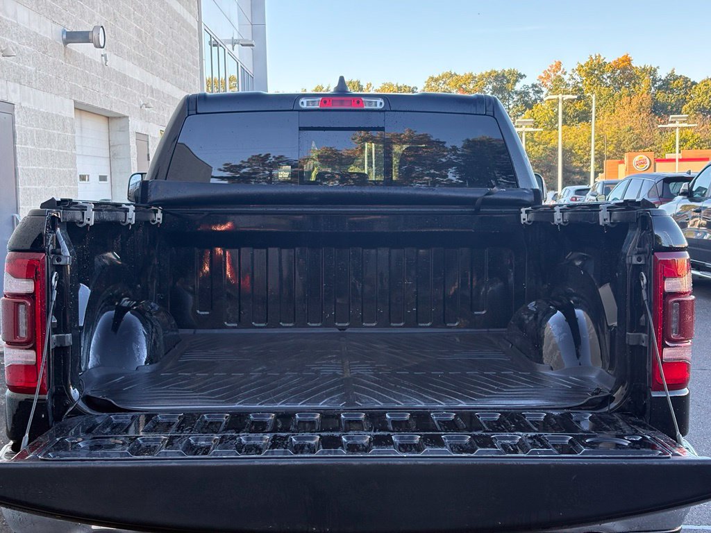 Used 2023 RAM 1500 Laramie AWD/4WD image 6