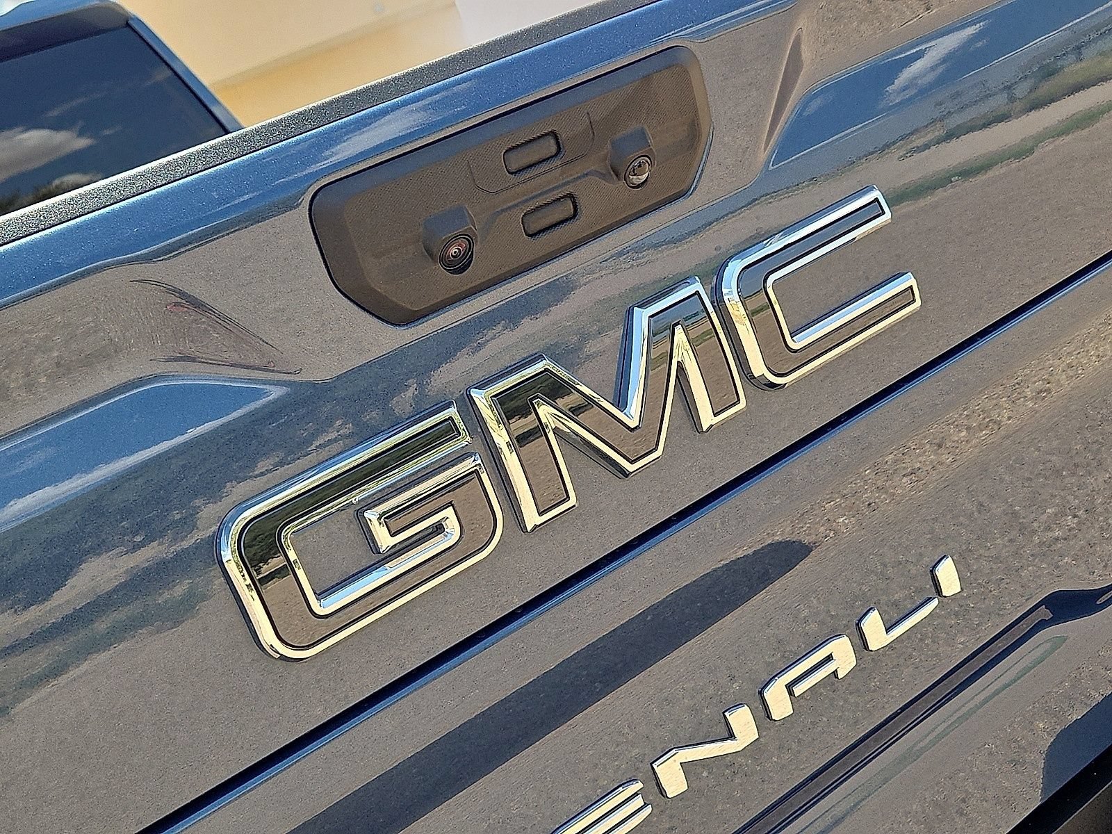 Used 2026 GMC Sierra 3500 Denali Ultimate AWD/4WD image 13