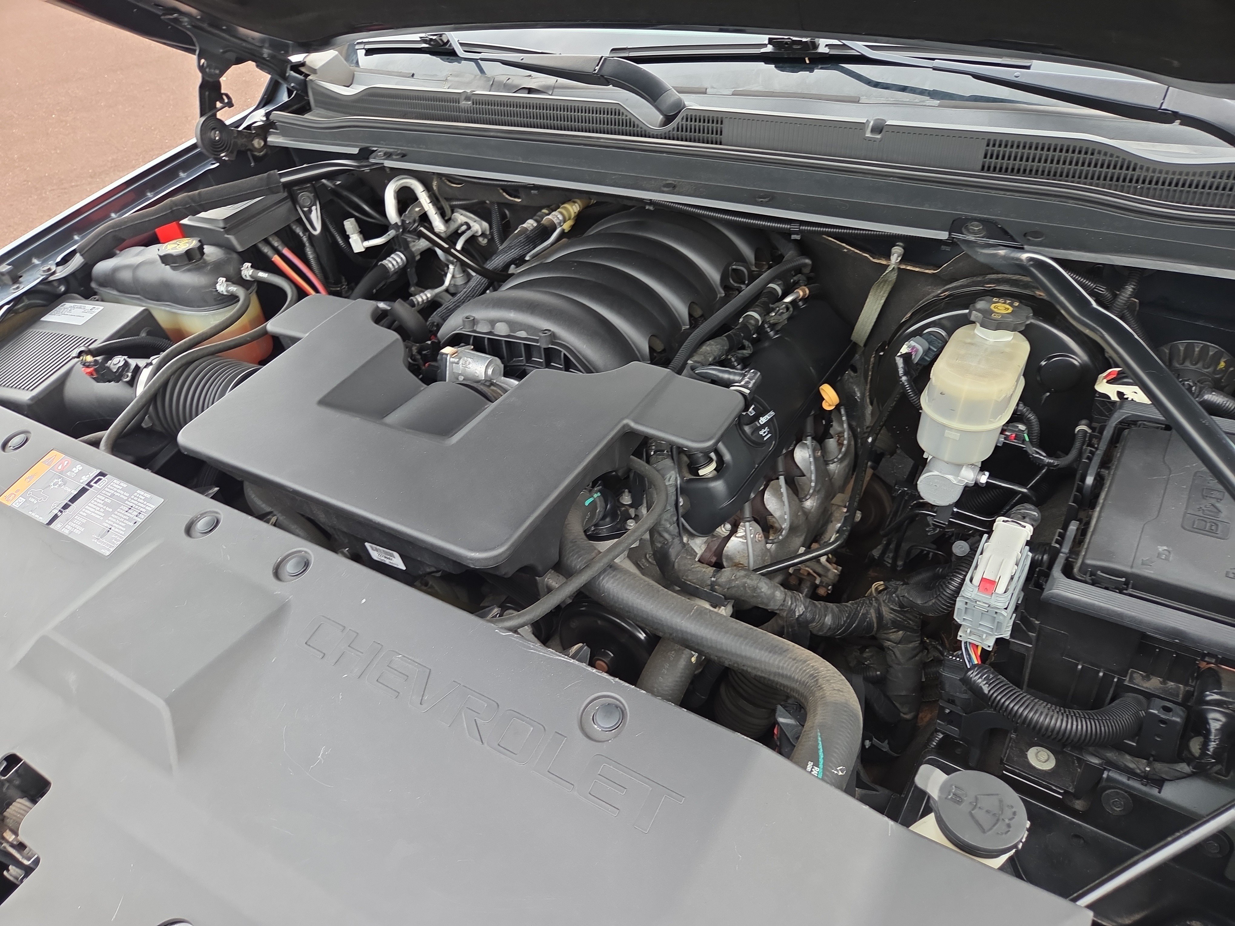 Used 2019 Chevrolet Suburban LT AWD/4WD image 32