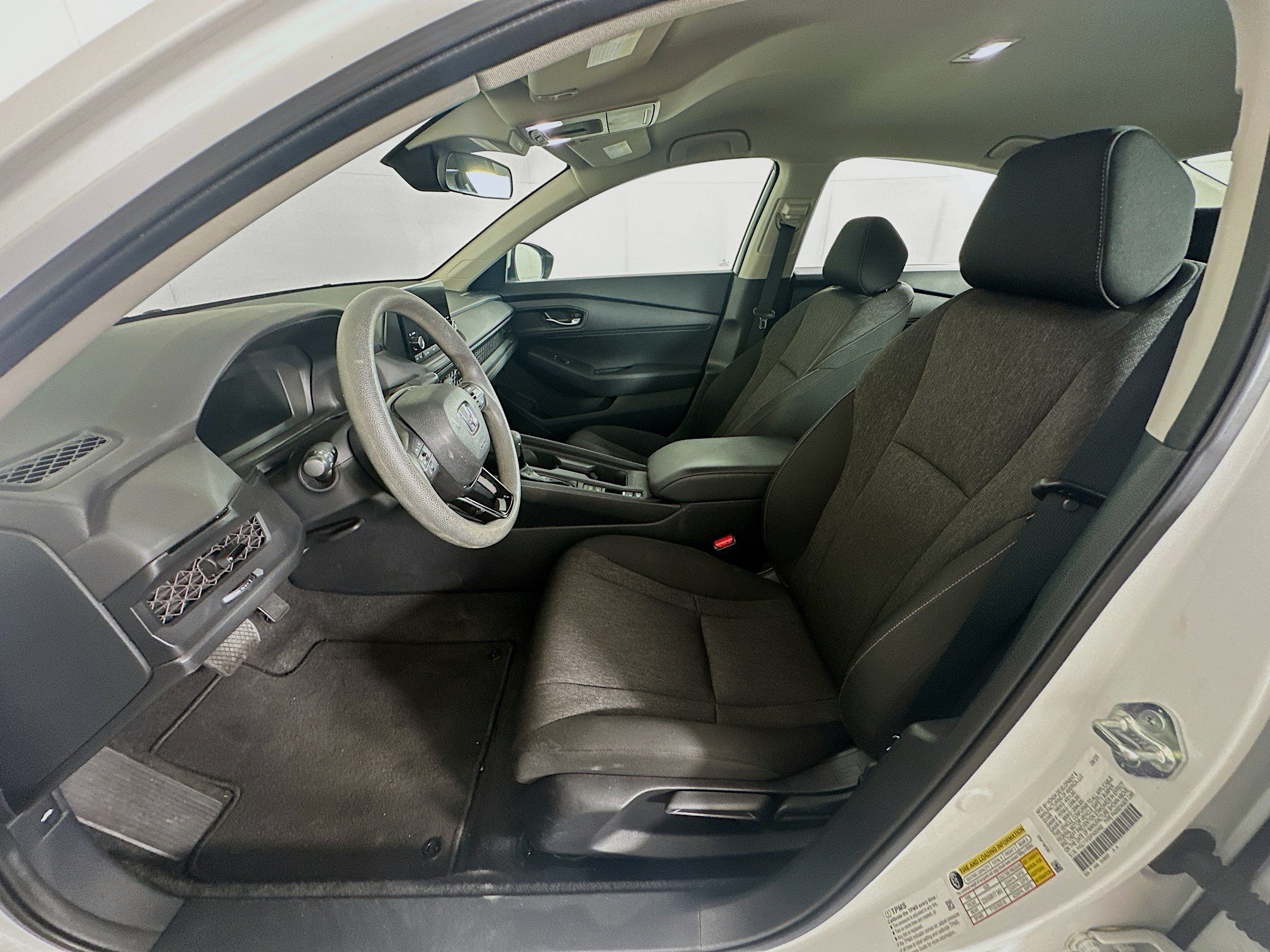 Used 2023 Honda Accord LX image 13