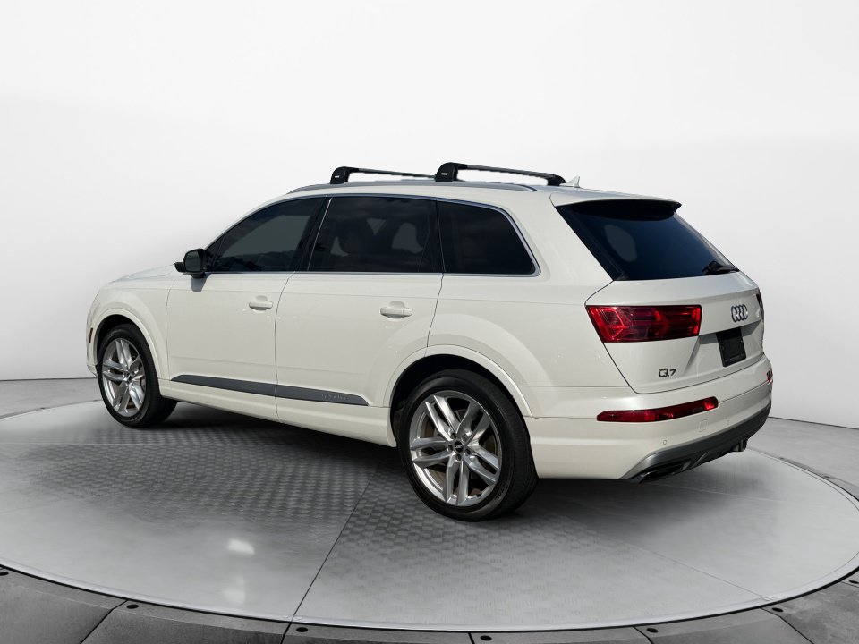Used 2017 Audi Q7 3.0T Prestige AWD/4WD image 5