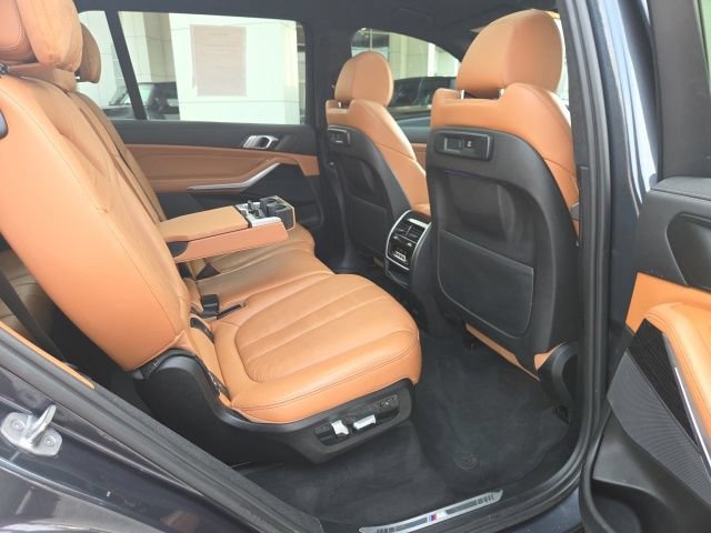 Used 2022 BMW X7 xDrive40i w/ M Sport Package AWD/4WD image 68